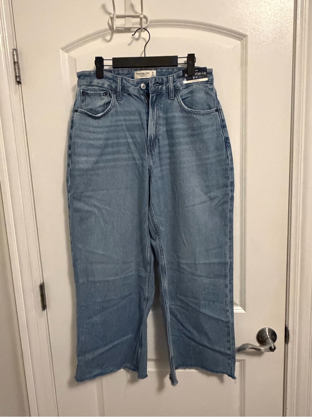 Abercrombie & Fitch Light Wash Cropped Wide Leg Jeans